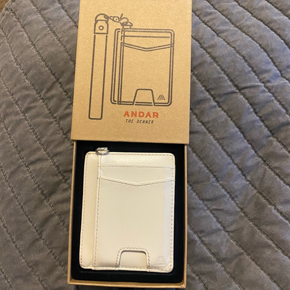 Andar The Denner Wallet - ivory